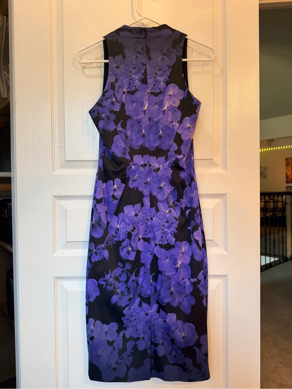 Karen Millen Black and Purple Floral Bodycon Dress size 2 NWOT - Picture 3 of 11